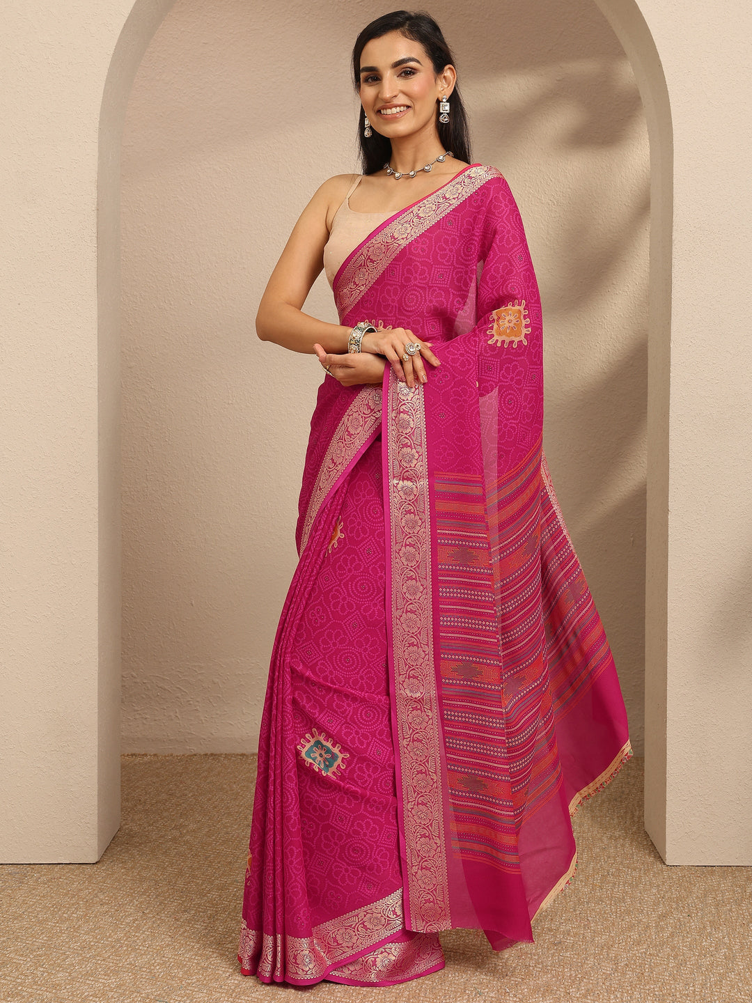 Pink Bandhani Printed Georgette Saree With Unstitched Blouse Piece