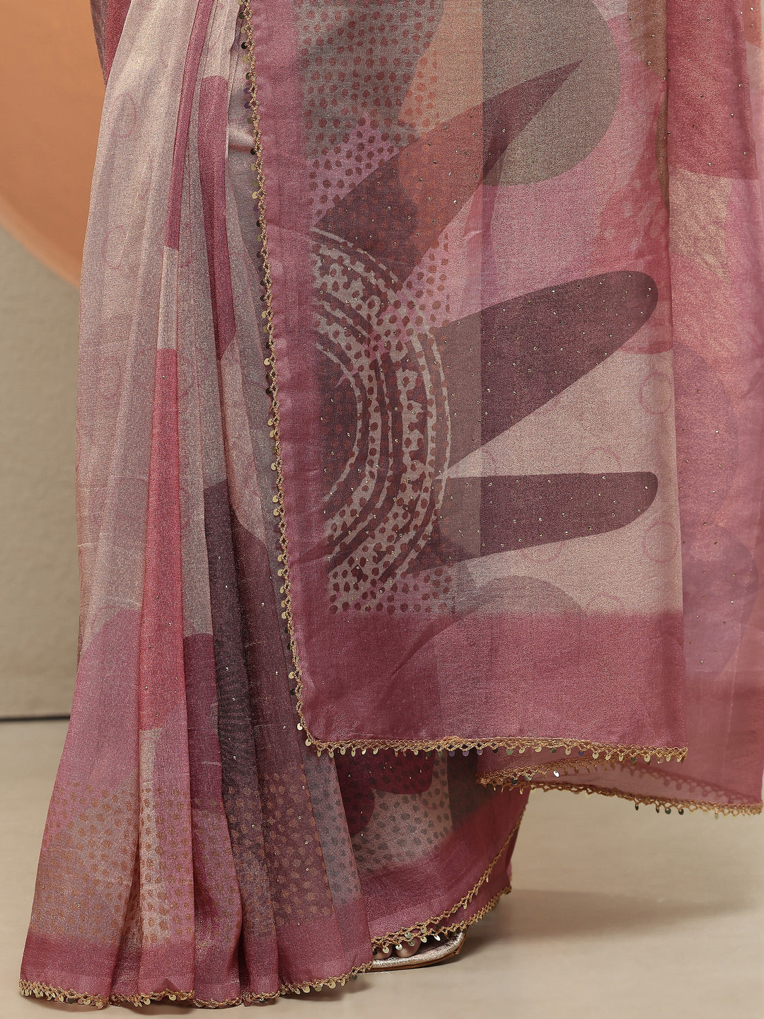 Lavender Printed Silk Blend Saree With Unstitched Blouse Piece