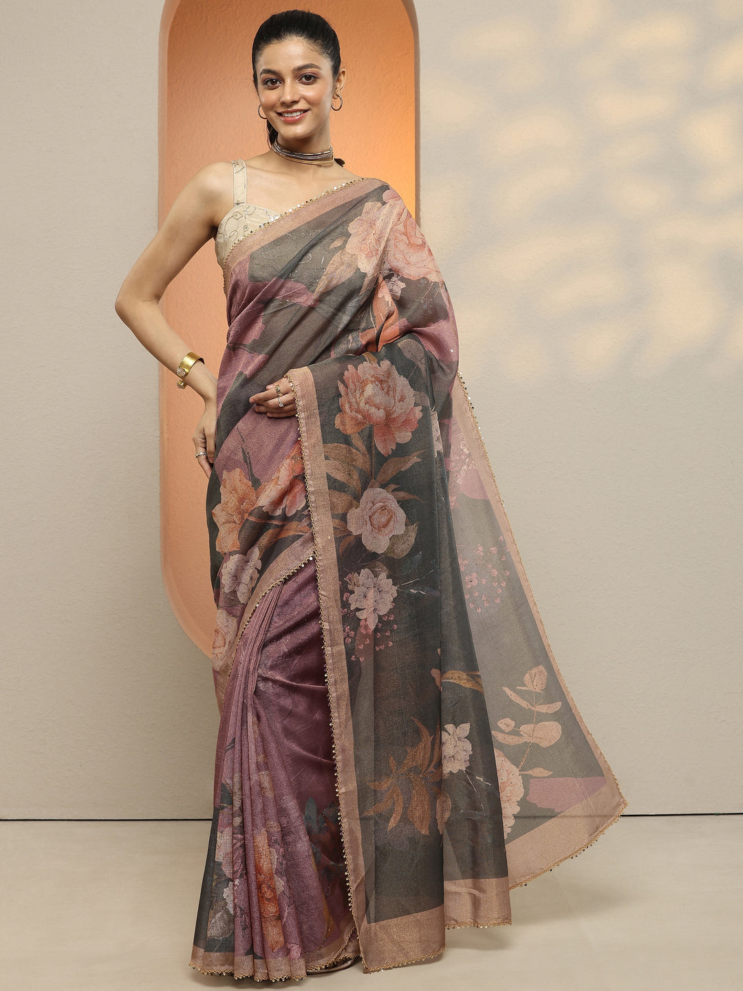 Grey Printed Silk Blend Saree With Unstitched Blouse Piece