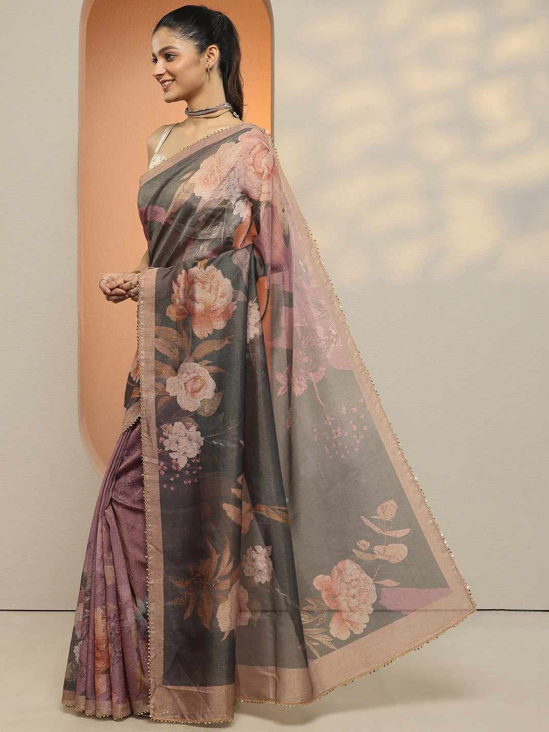 Grey Printed Silk Blend Saree With Unstitched Blouse Piece