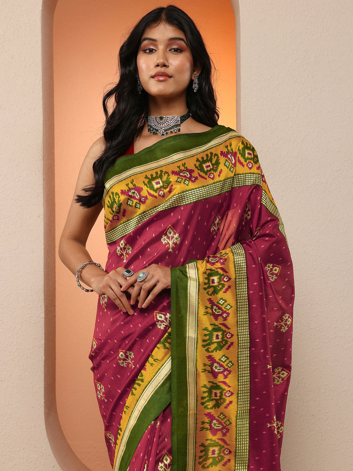 Maroon Printed Silk Blend Saree With Unstitched Blouse Piece
