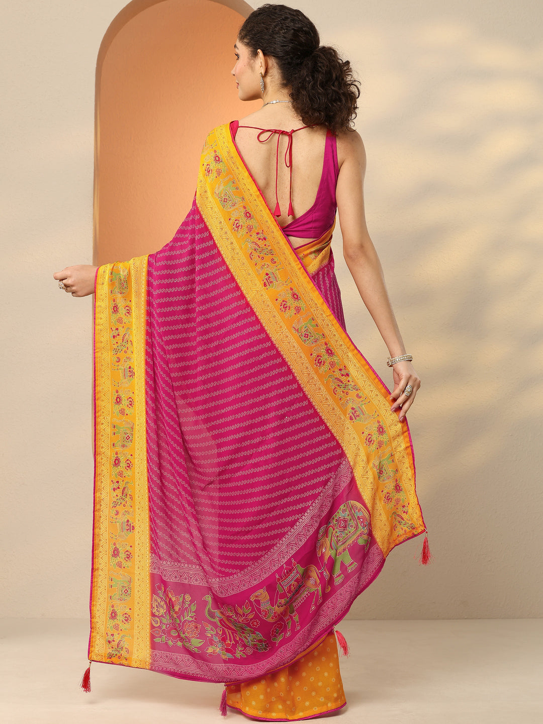 Pink Printed Georgette Saree With Unstitched Blouse Piece