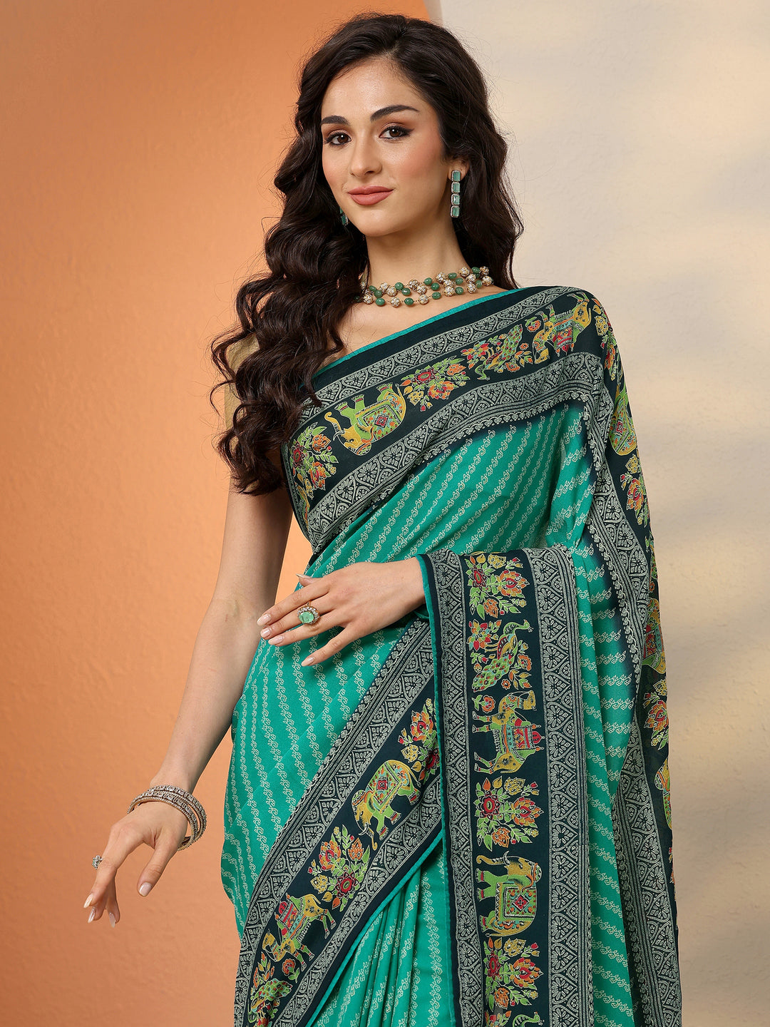 Green Printed Georgette Saree With Unstitched Blouse Piece