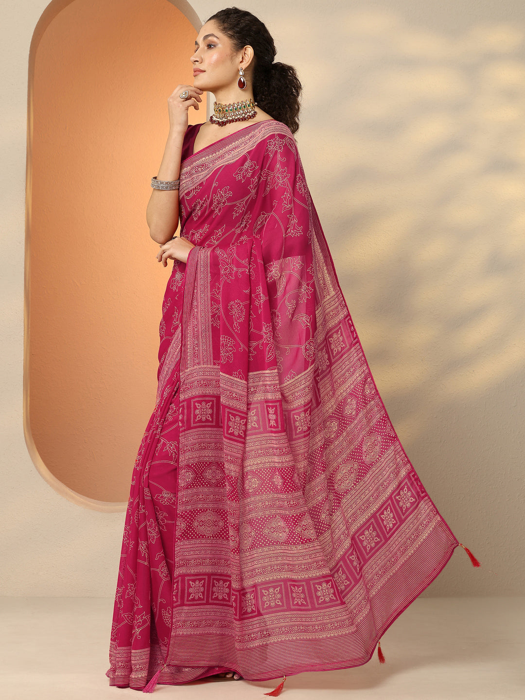 Pink Printed Georgette Saree With Unstitched Blouse Piece