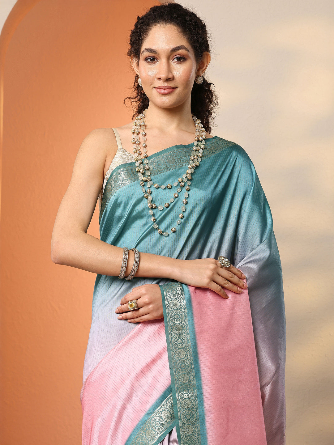 Lavender Embellished Silk Blend Saree With Unstitched Blouse Piece
