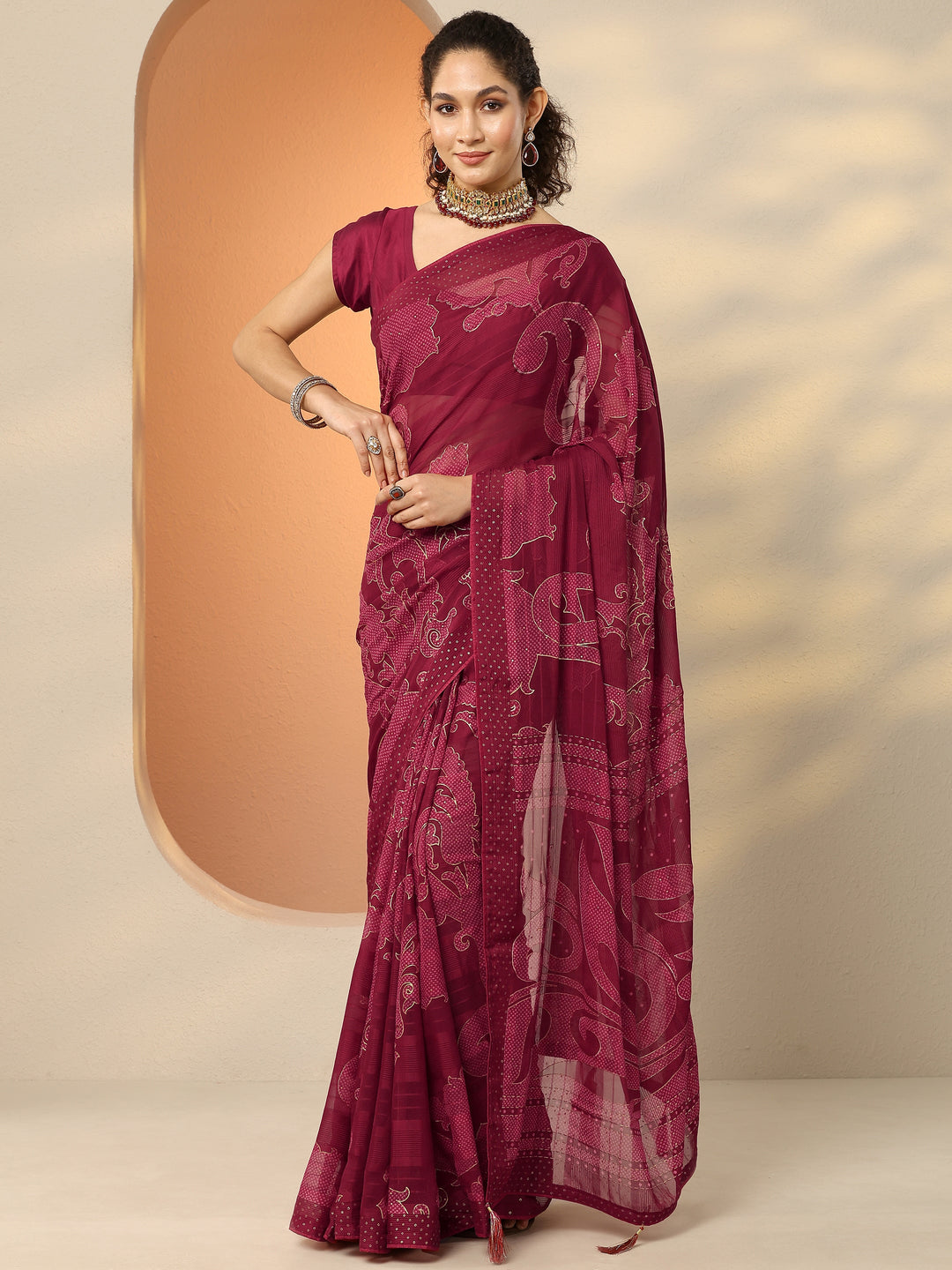 Maroon Bandhani Printed Georgette Saree With Unstitched Blouse Piece