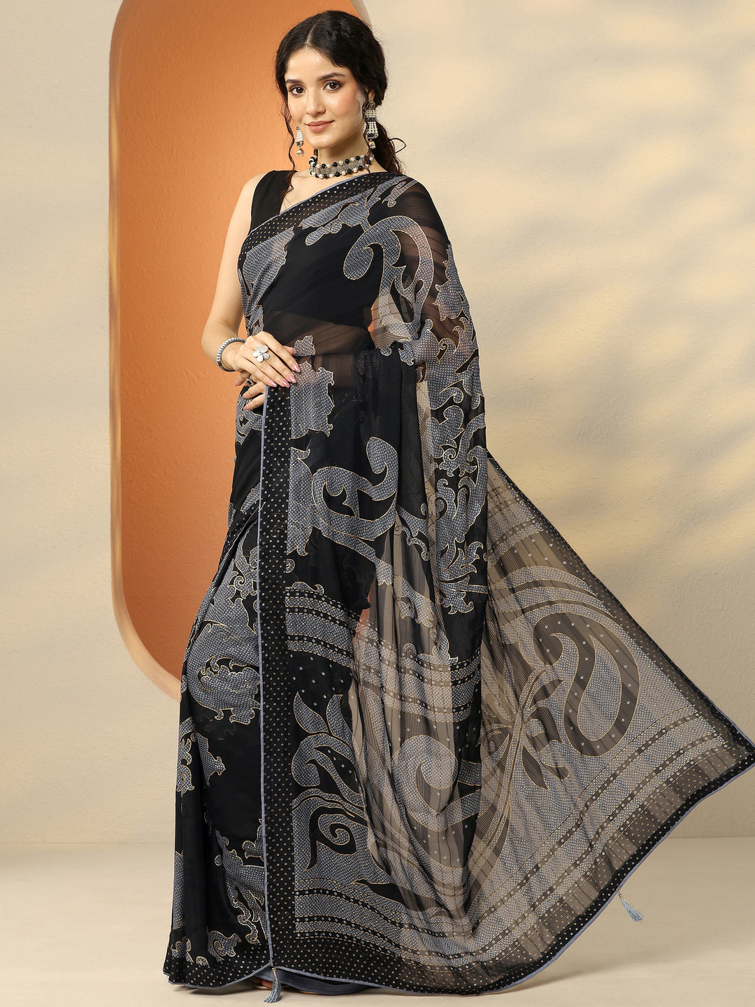Black Bandhani Printed Georgette Saree With Unstitched Blouse Piece