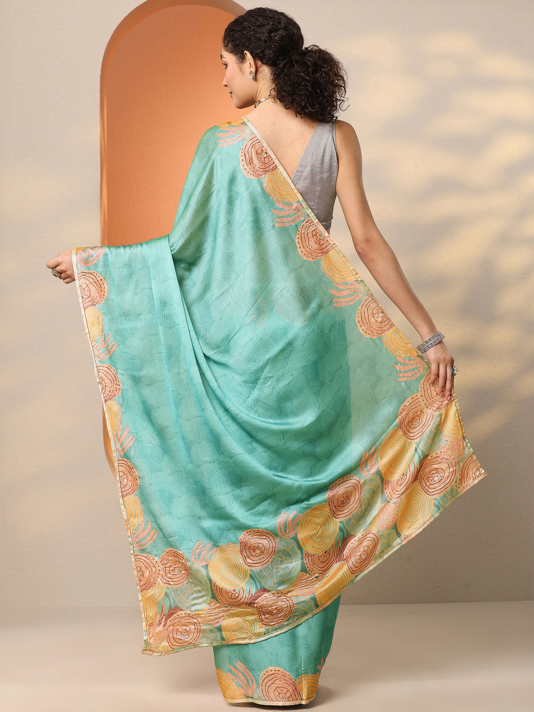 Green Printed Silk Blend Saree With Unstitched Blouse Piece