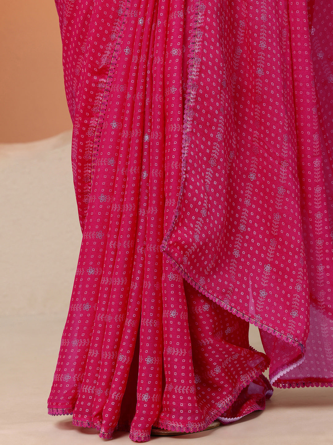 Pink Bandhani Printed Georgette Saree With Unstitched Blouse Piece