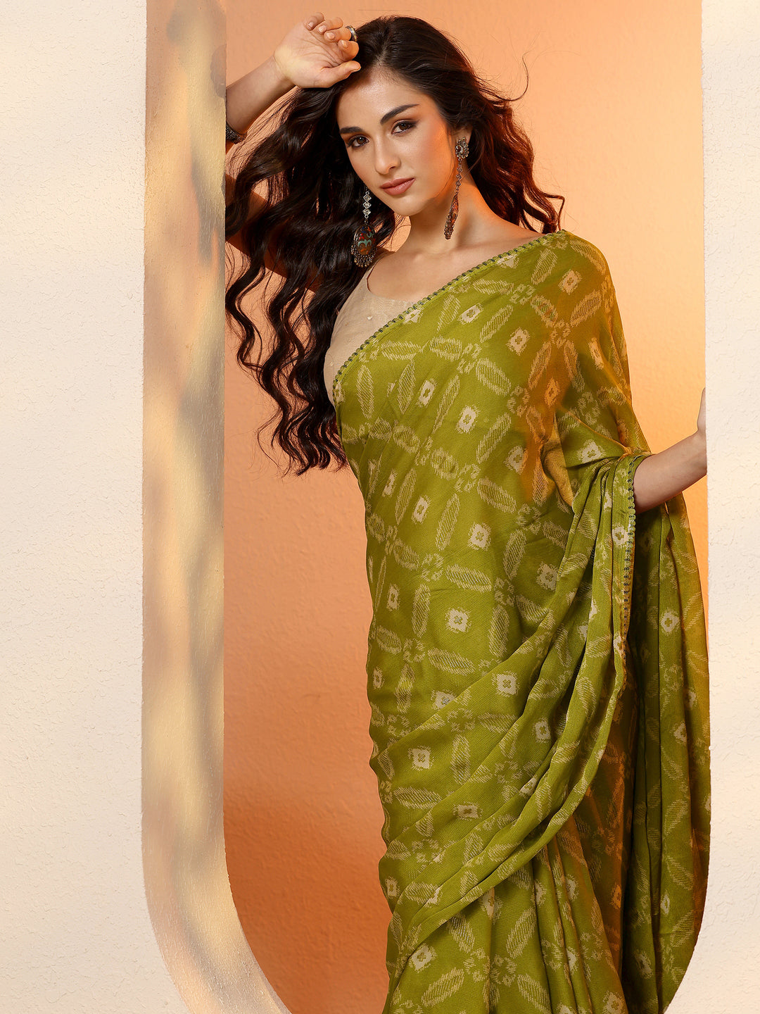 Green Printed Georgette Saree With Unstitched Blouse Piece