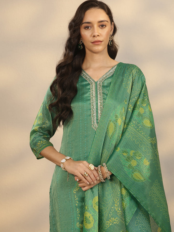 Green Printed Silk Blend Straight Suit Set With Dupatta
