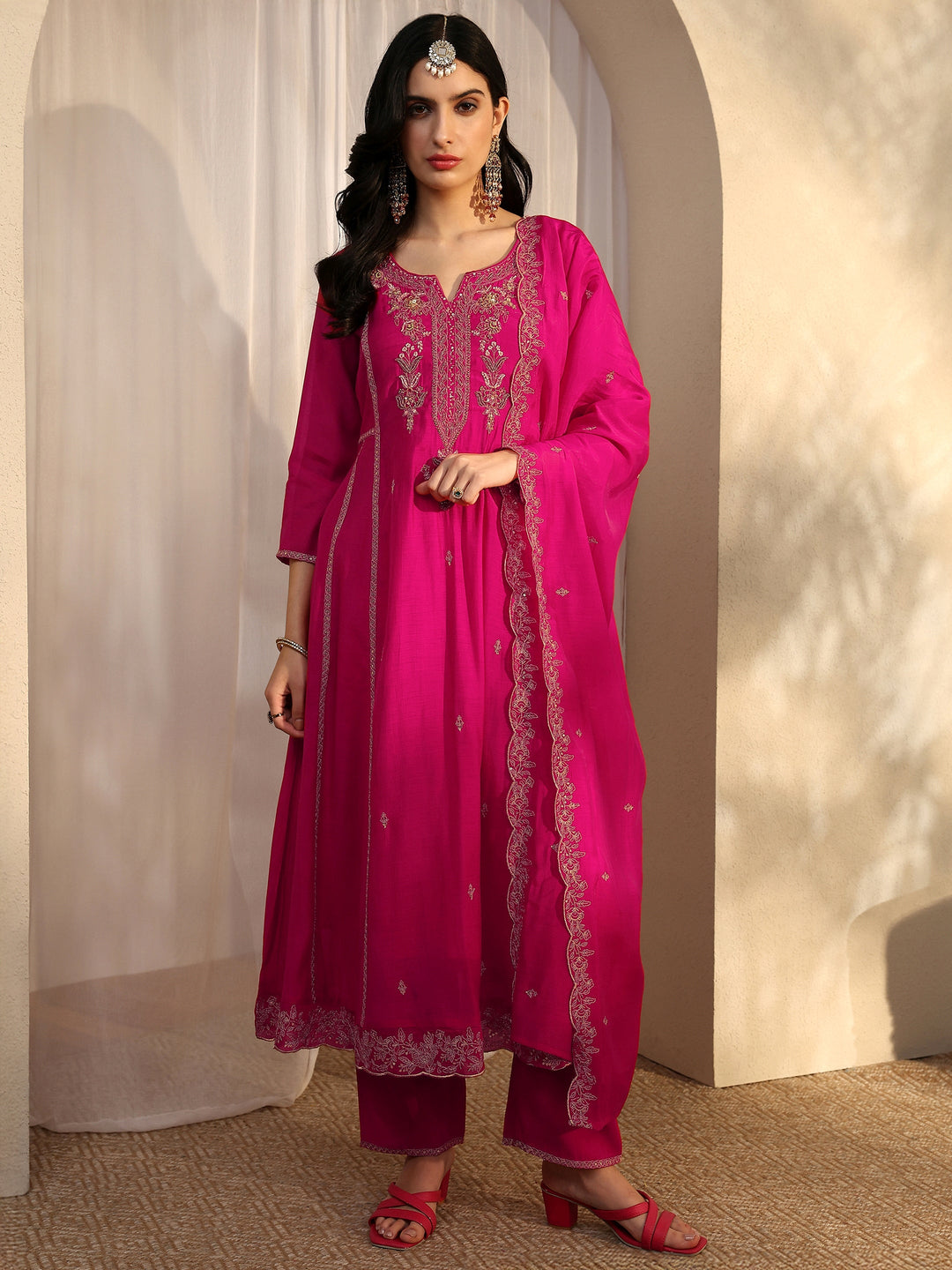 Pink Embroidered Silk blend Anarkali Suit Set With Dupatta