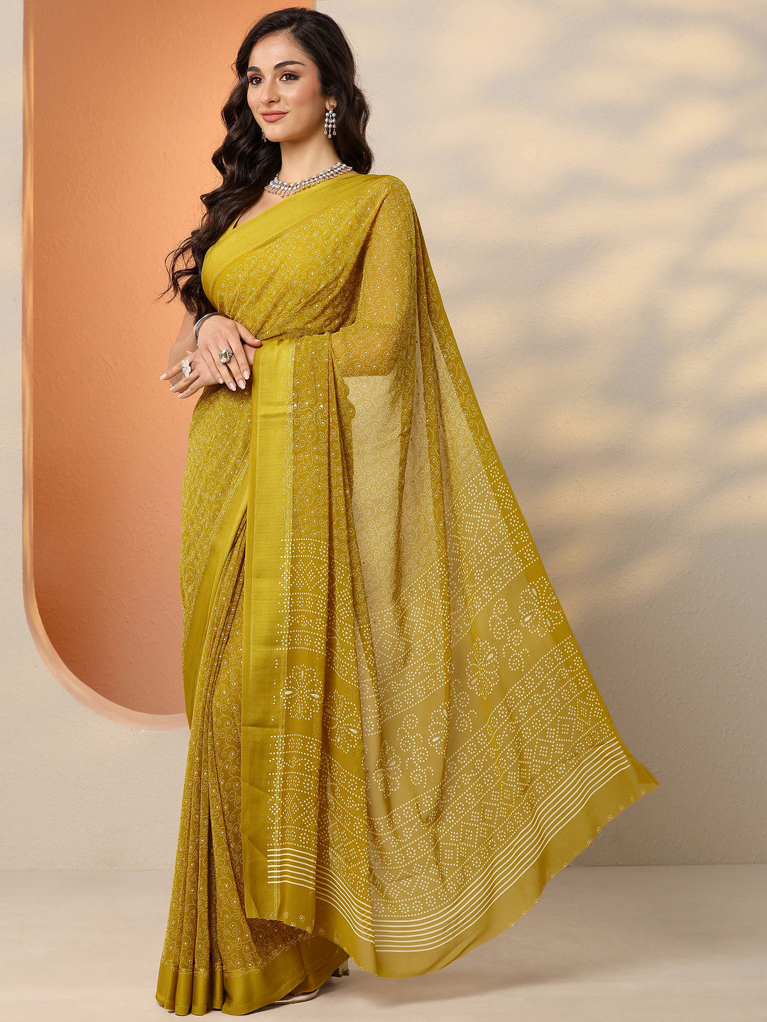 Green Bandhani Printed Georgette Saree With Unstitched Blouse Piece