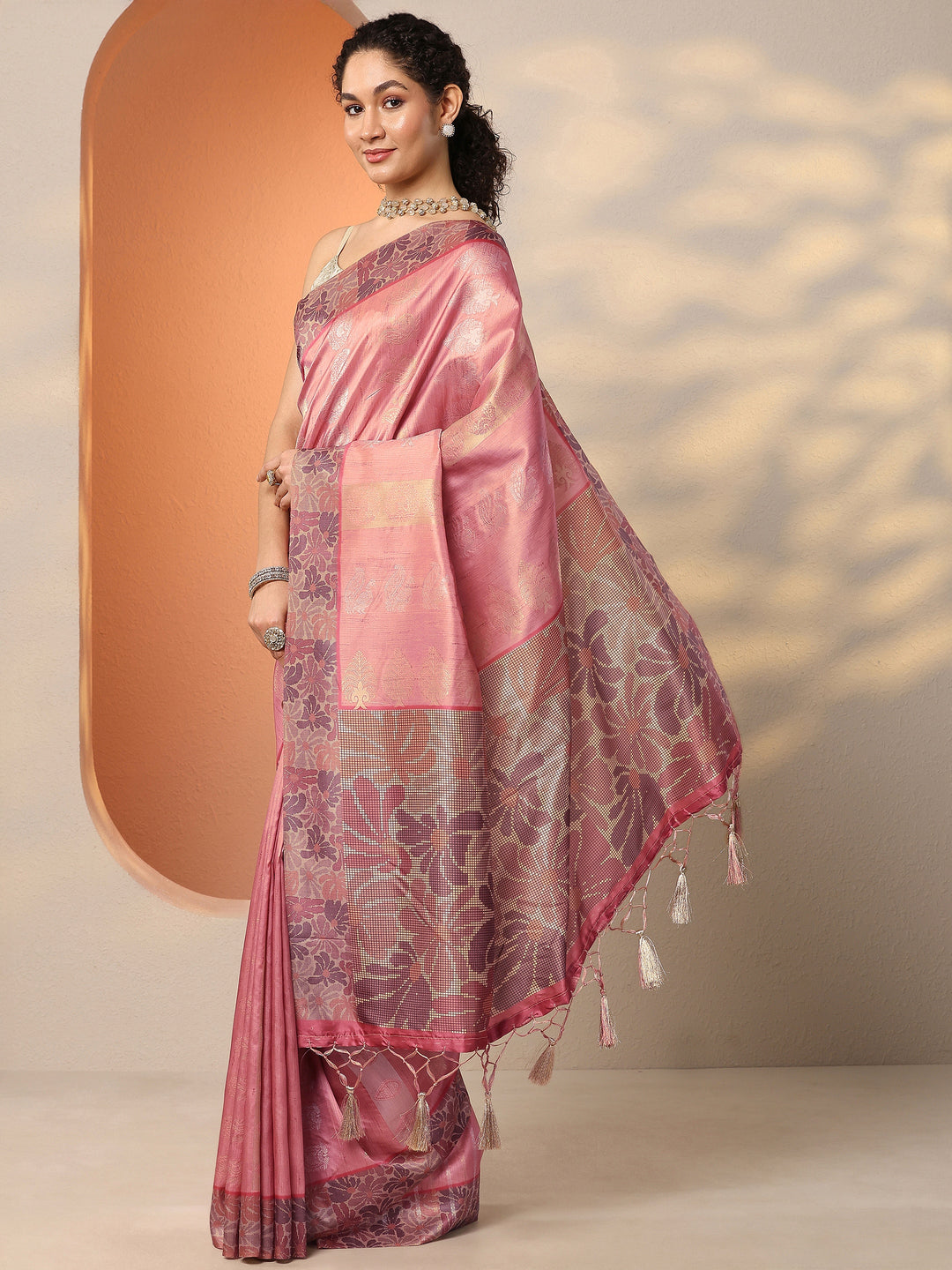 Coral Printed Silk Blend Saree With Unstitched Blouse Piece