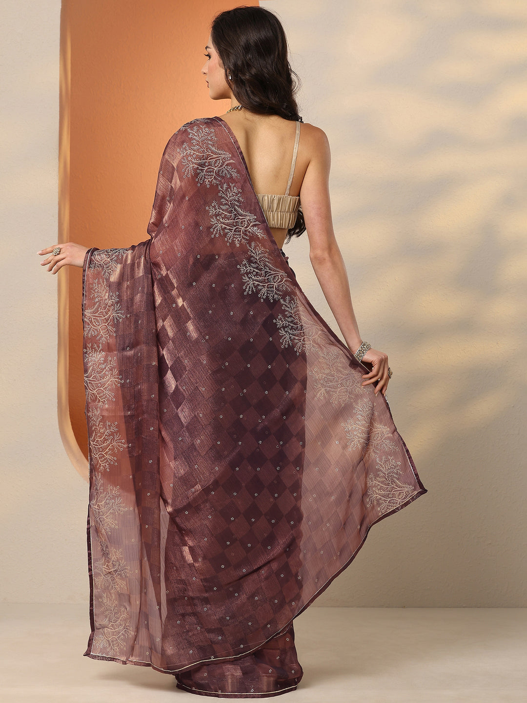 Brown Embroidered Silk Blend Saree With Unstitched Blouse Piece