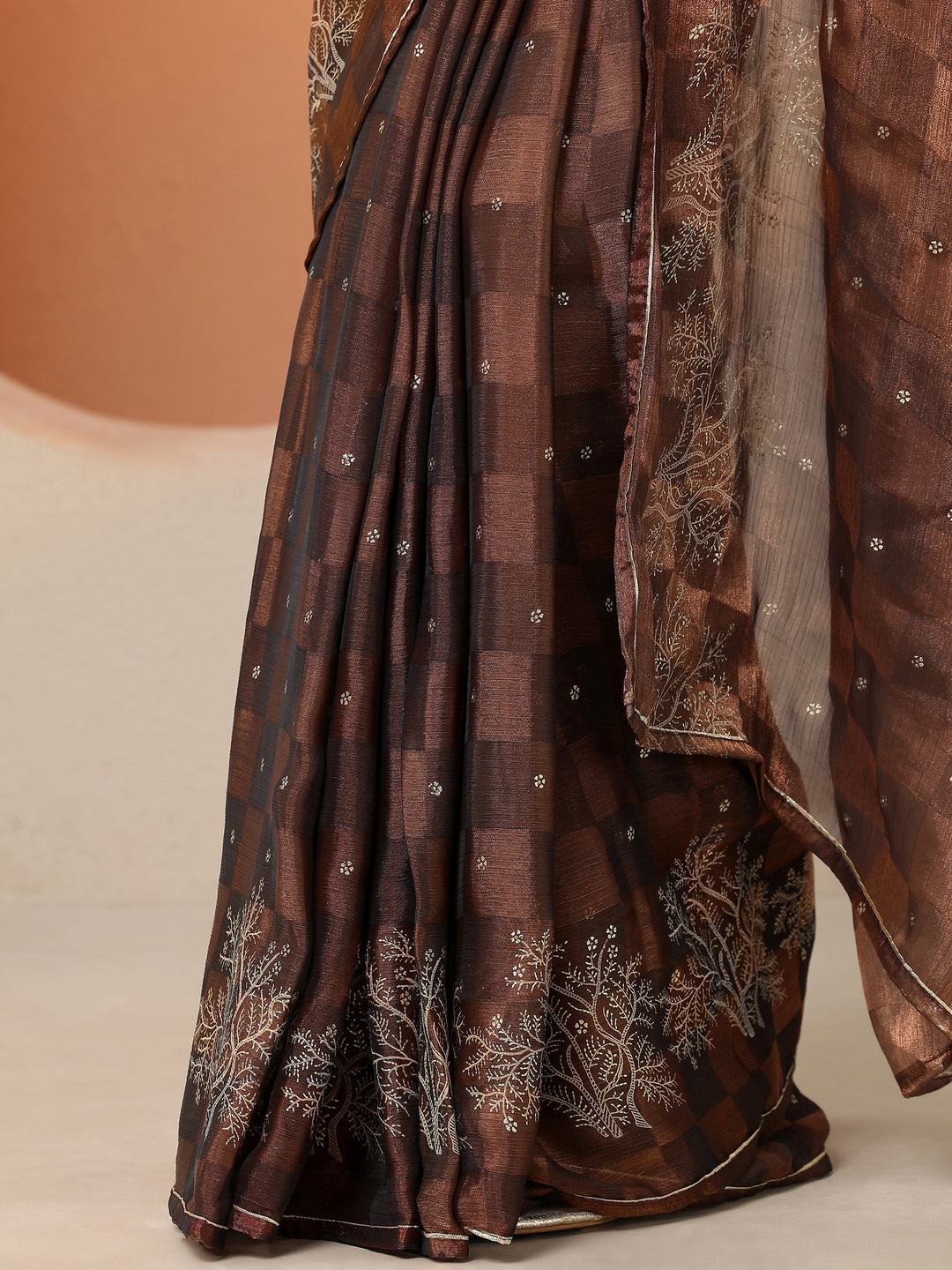 Brown Embroidered Silk Blend Saree With Unstitched Blouse Piece