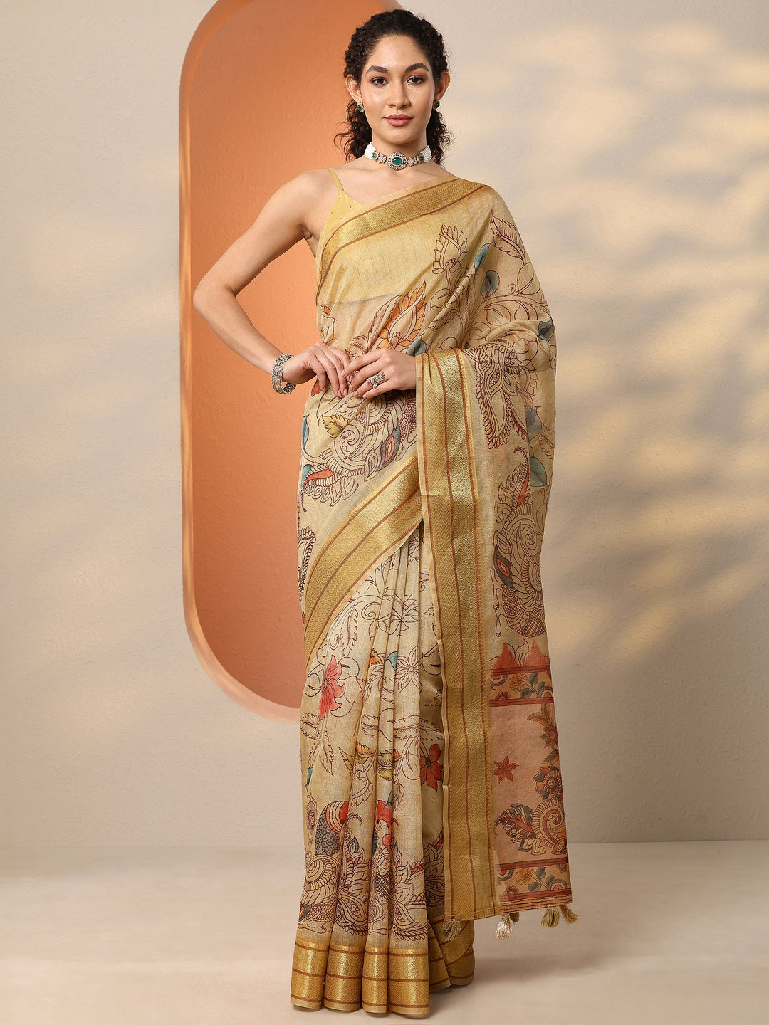 Gold Tribal Printed Silk Blend Saree With Unstitched Blouse Piece