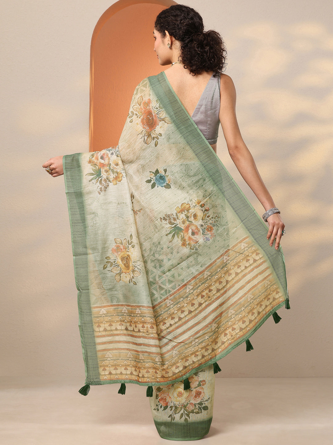Green Printed Silk Blend Saree With Unstitched Blouse Piece