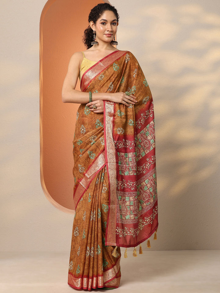 Mustard Printed Silk Blend Saree With Unstitched Blouse Piece