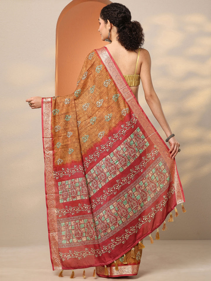 Mustard Printed Silk Blend Saree With Unstitched Blouse Piece