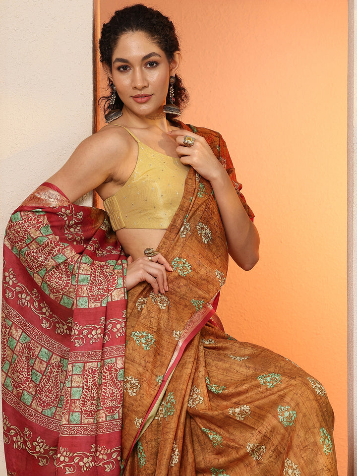 Mustard Printed Silk Blend Saree With Unstitched Blouse Piece