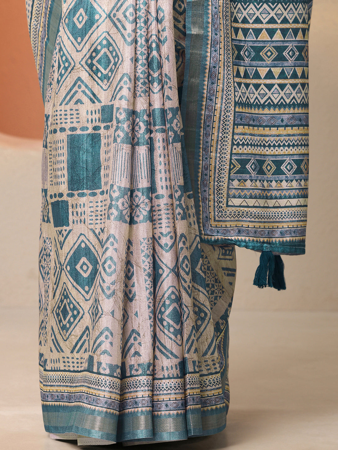 Green Printed Silk Blend Saree With Unstitched Blouse Piece