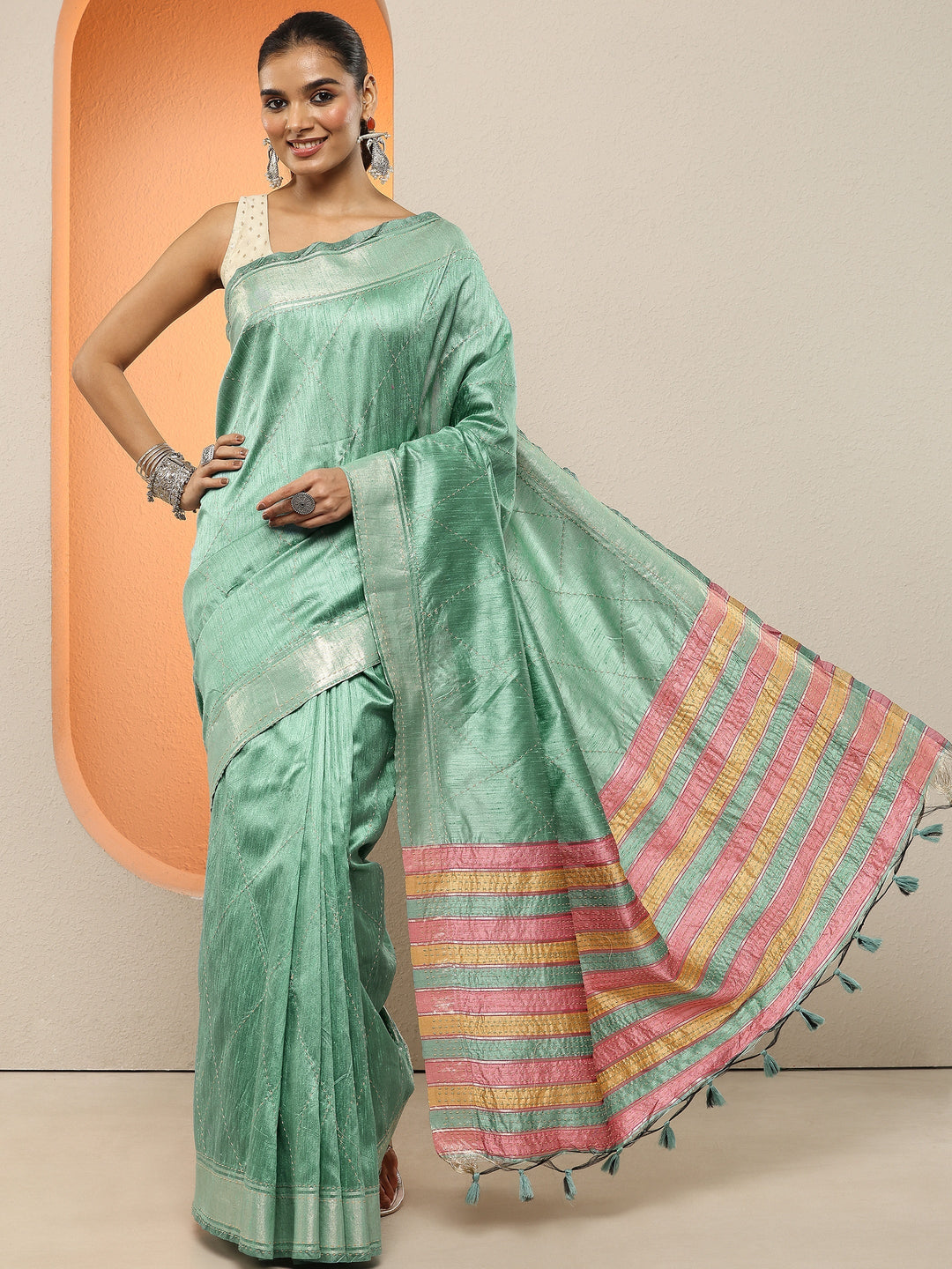 Green Embellished Silk Blend Sarees With Unstitched Blouse Piece