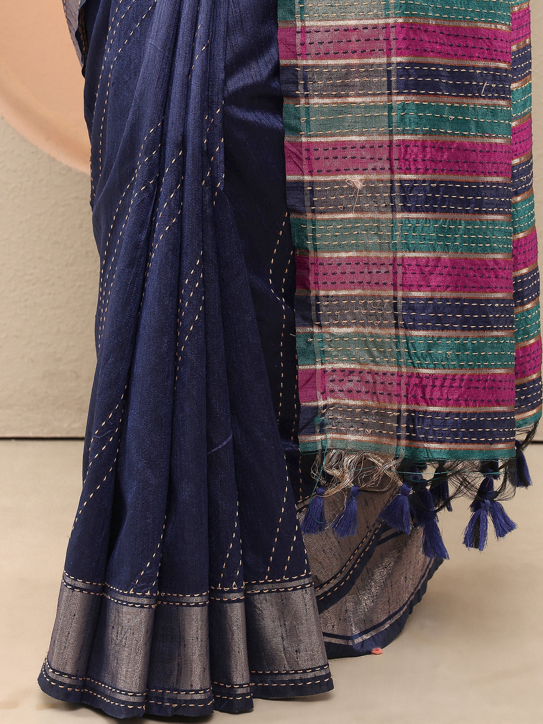 Navy Blue Embellished Silk Blend Sarees With Unstitched Blouse Piece