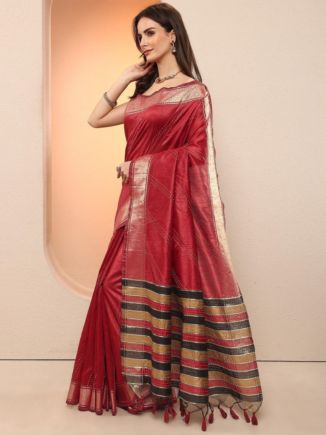 Red Embellished Silk Blend Sarees With Unstitched Blouse Piece