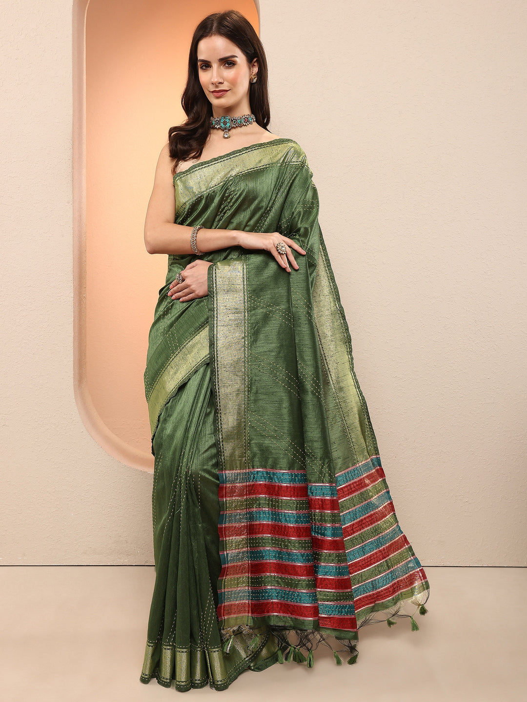 Green Embellished Silk Blend Sarees With Unstitched Blouse Piece