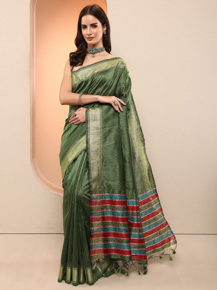 Green Embellished Silk Blend Sarees With Unstitched Blouse Piece
