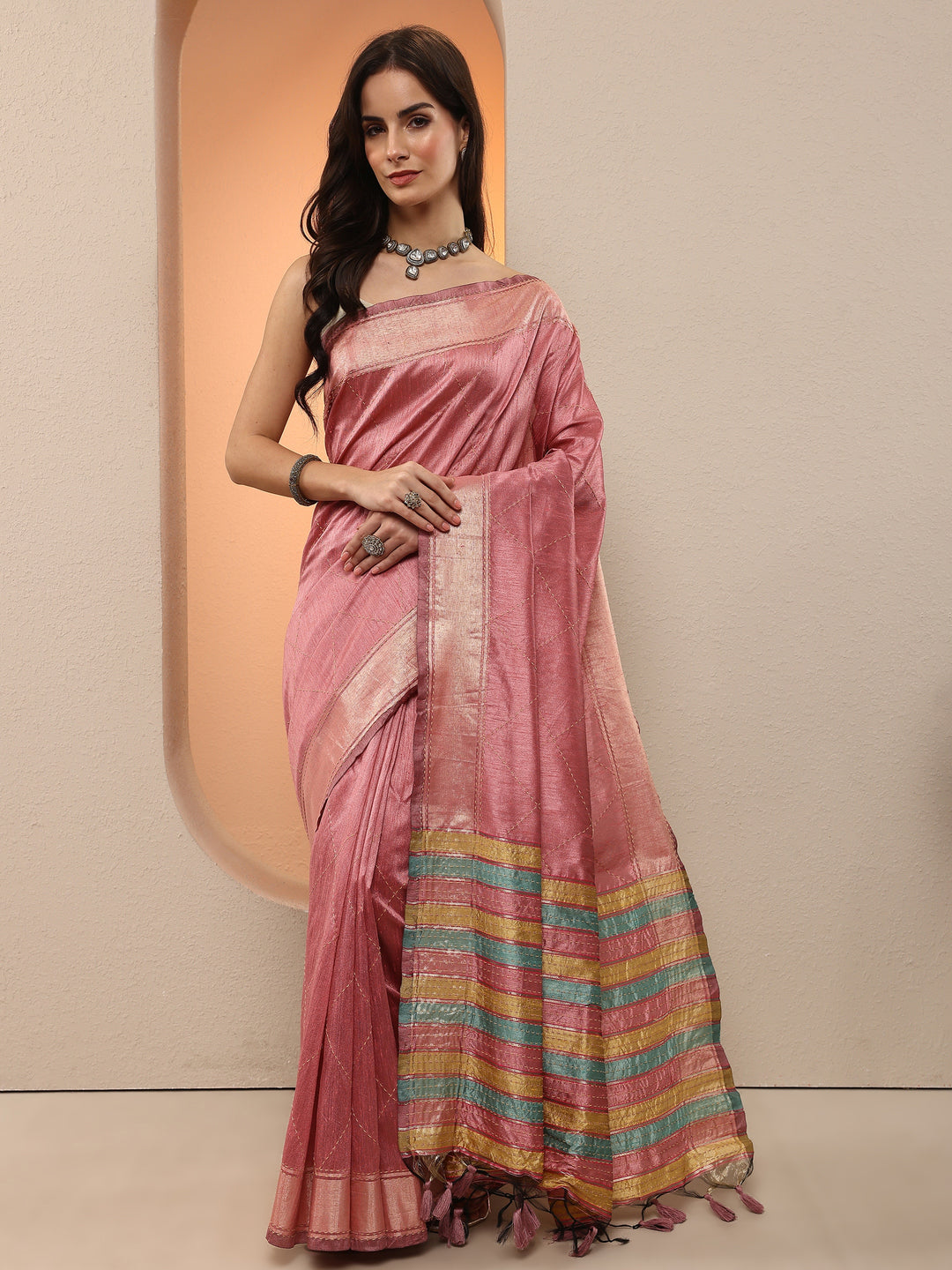 Pink Embellished Silk Blend Saree With Unstitched Blouse Piece