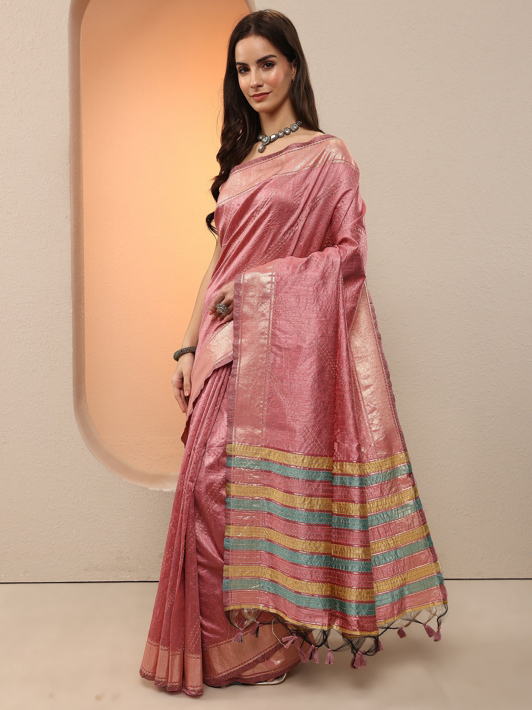 Pink Embellished Silk Blend Saree With Unstitched Blouse Piece