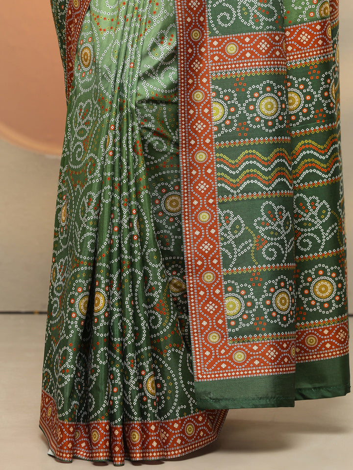 Green Bandhani Printed Silk Blend Saree With Unstitched Blouse Piece