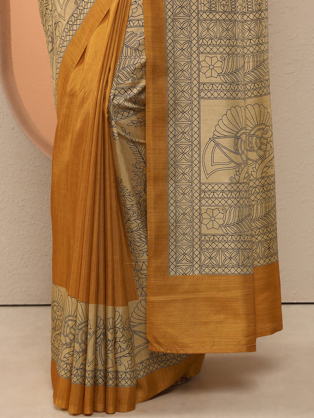 Gold Printed Silk Blend Saree With Unstitched Blouse Piece