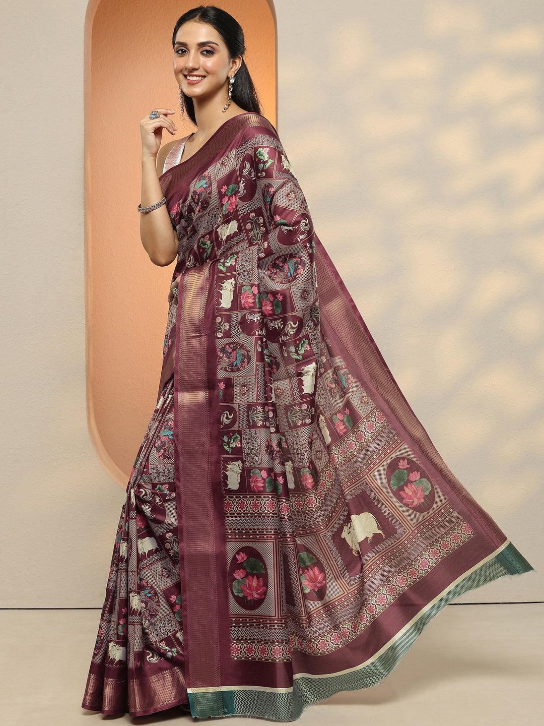 Brown Printed Silk Blend Saree With Unstitched Blouse Piece