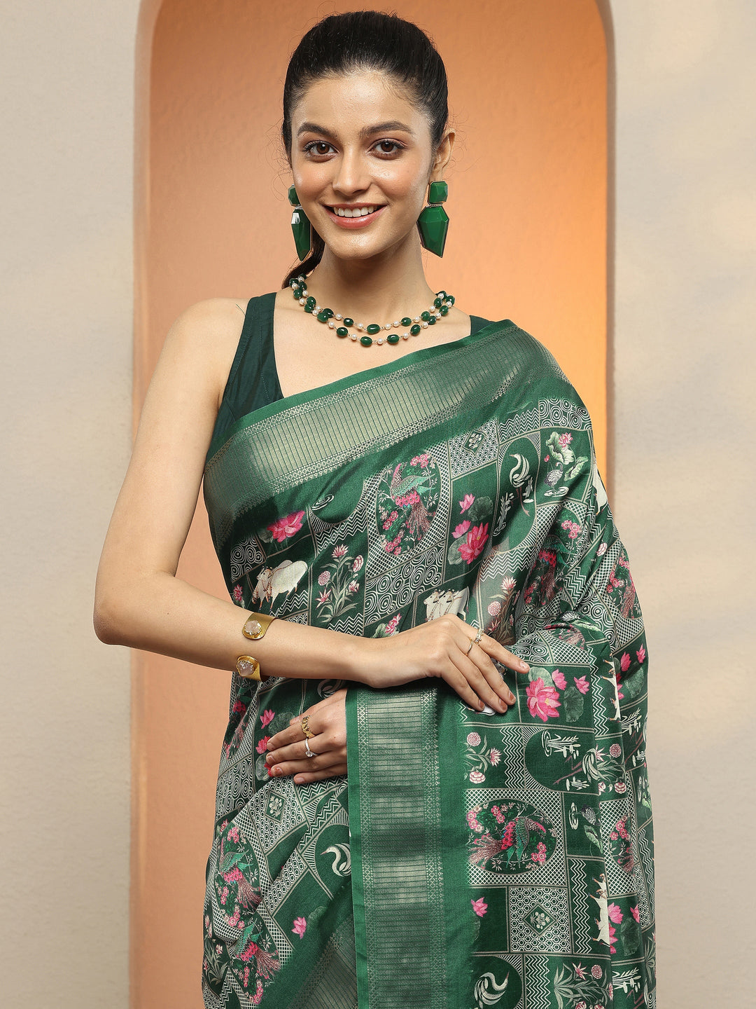 Green Printed Silk Blend Saree With Unstitched Blouse Piece