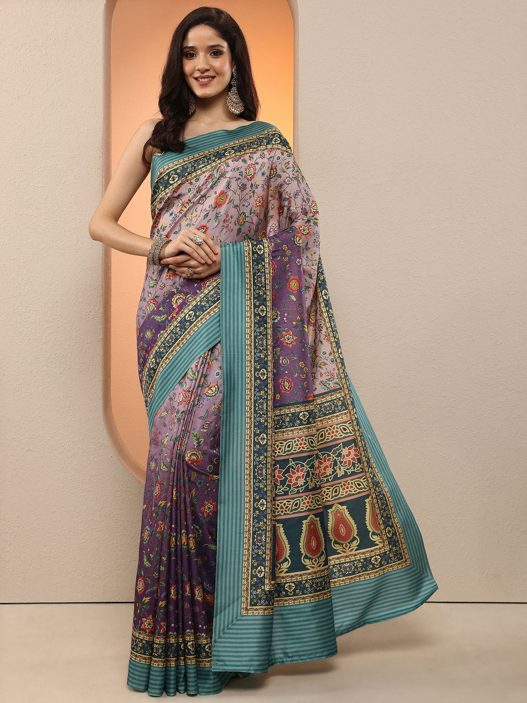 Purple Printed Silk Blend Saree With Unstitched Blouse Piece