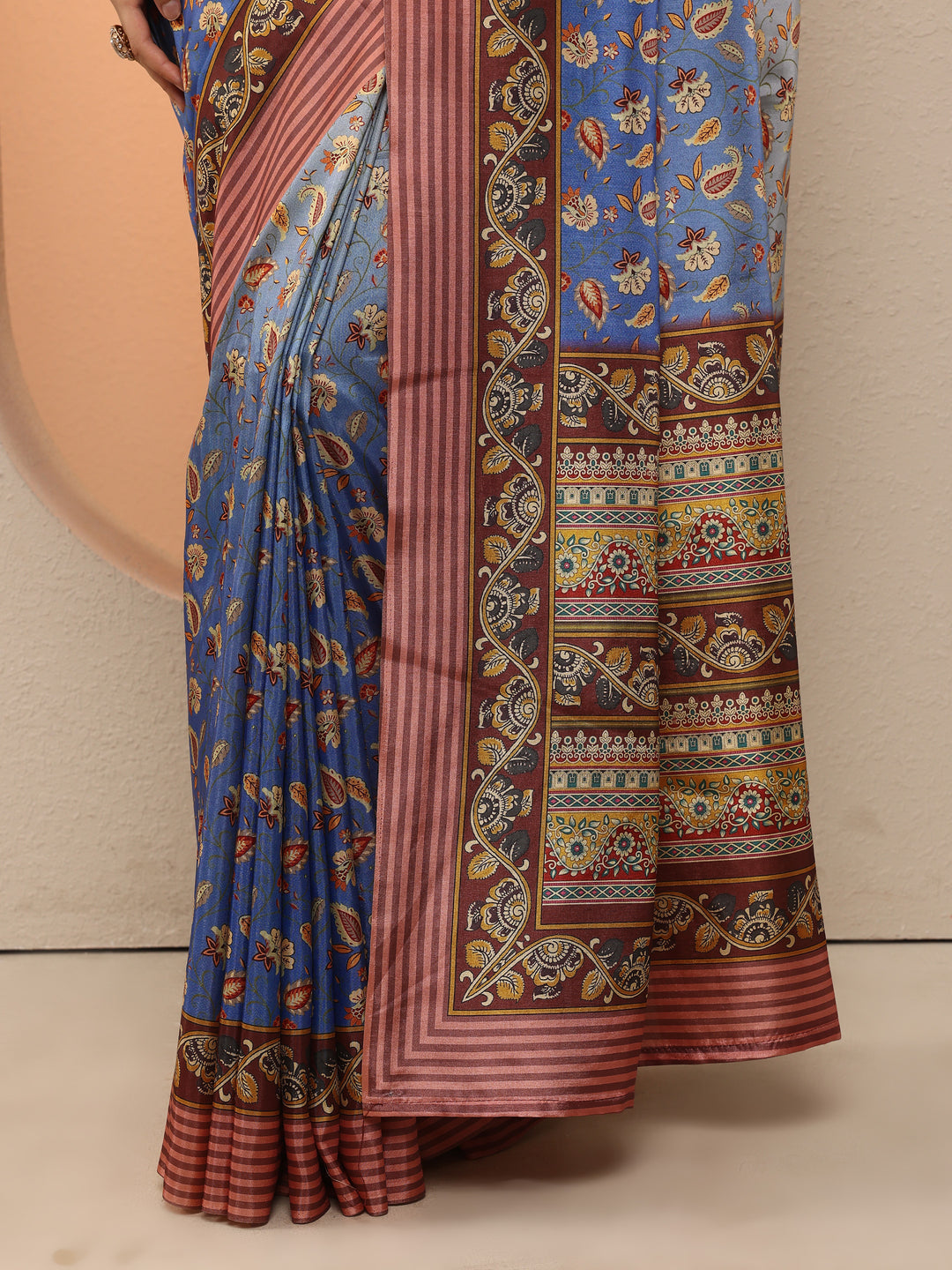 Blue Printed Silk Blend Saree With Unstitched Blouse Piece