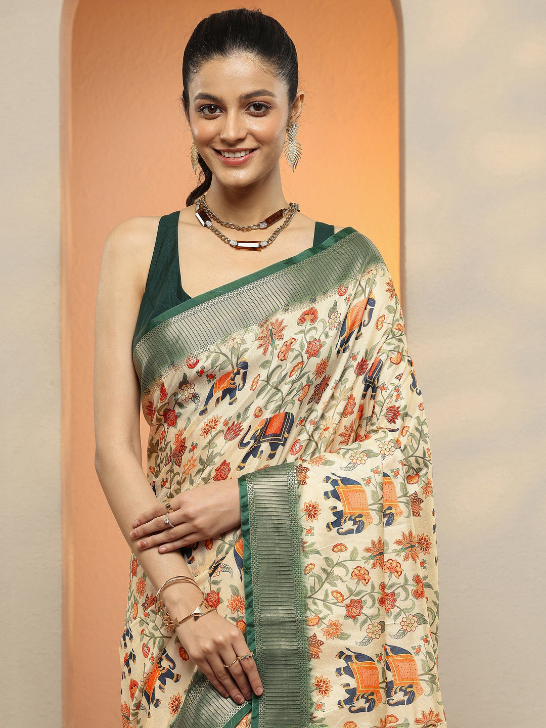 Beige Printed Silk Blend Saree With Unstitched Blouse Piece