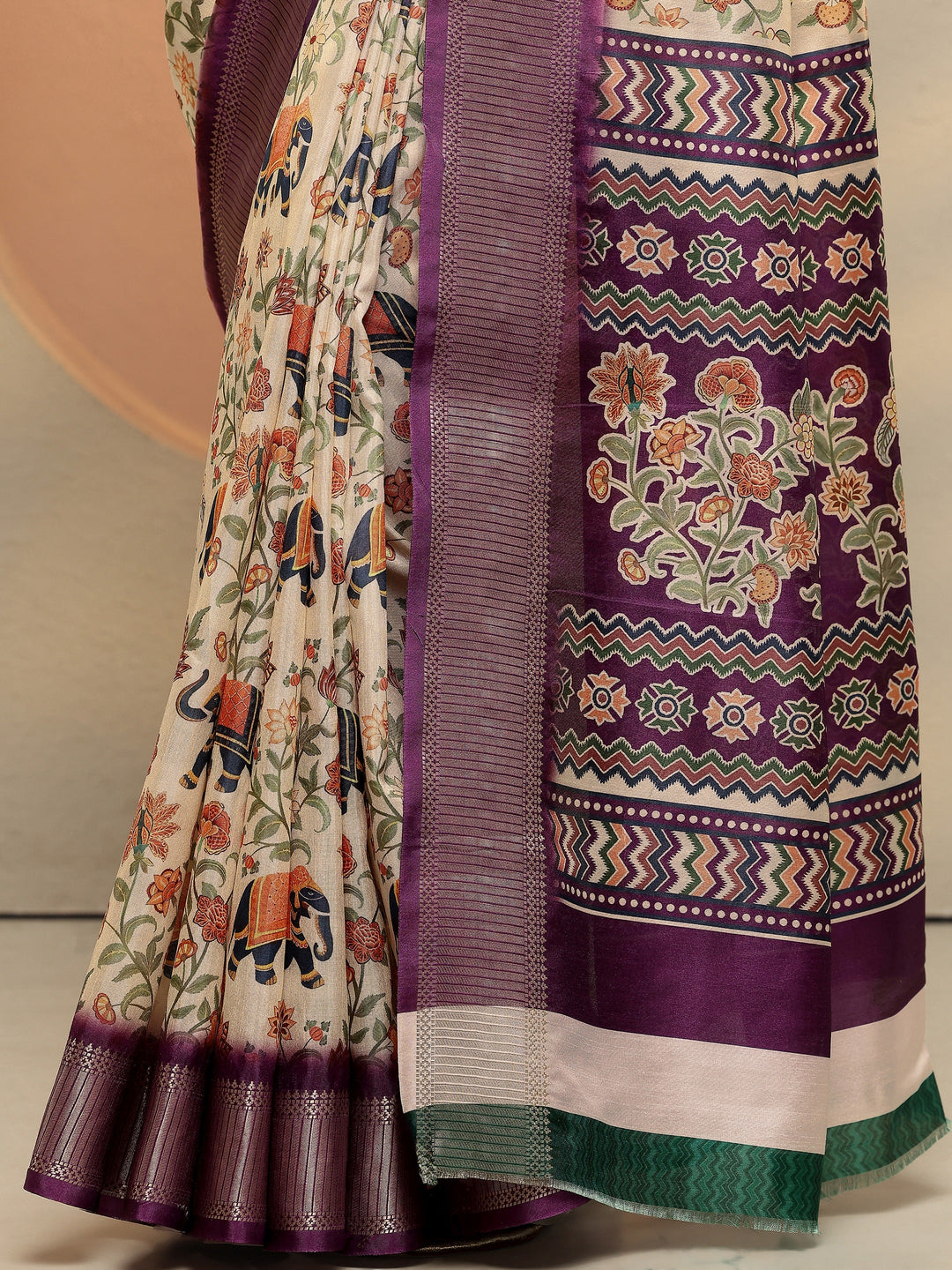 Beige Printed Silk Blend Saree With Unstitched Blouse Piece