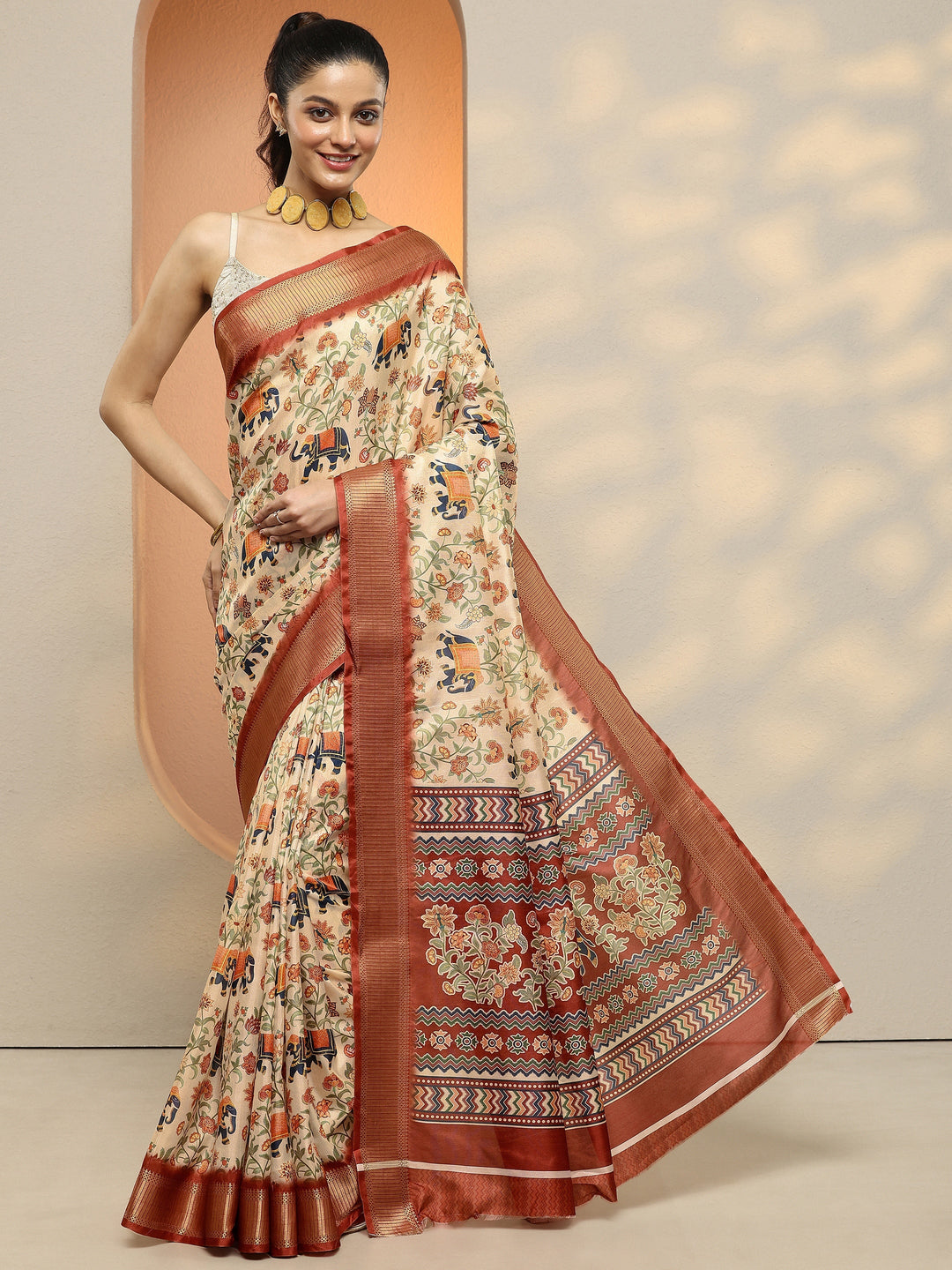 Beige Printed Silk Blend Saree With Unstitched Blouse Piece