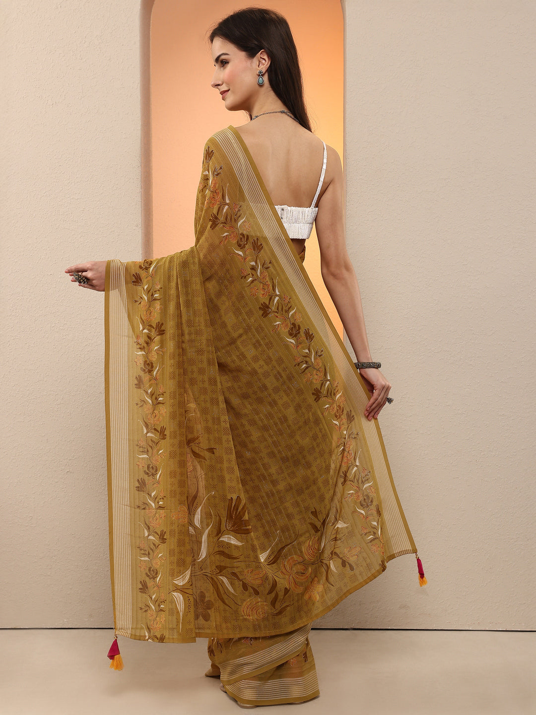Mustard Printed Georgette Saree With Unstitched Blouse Piece