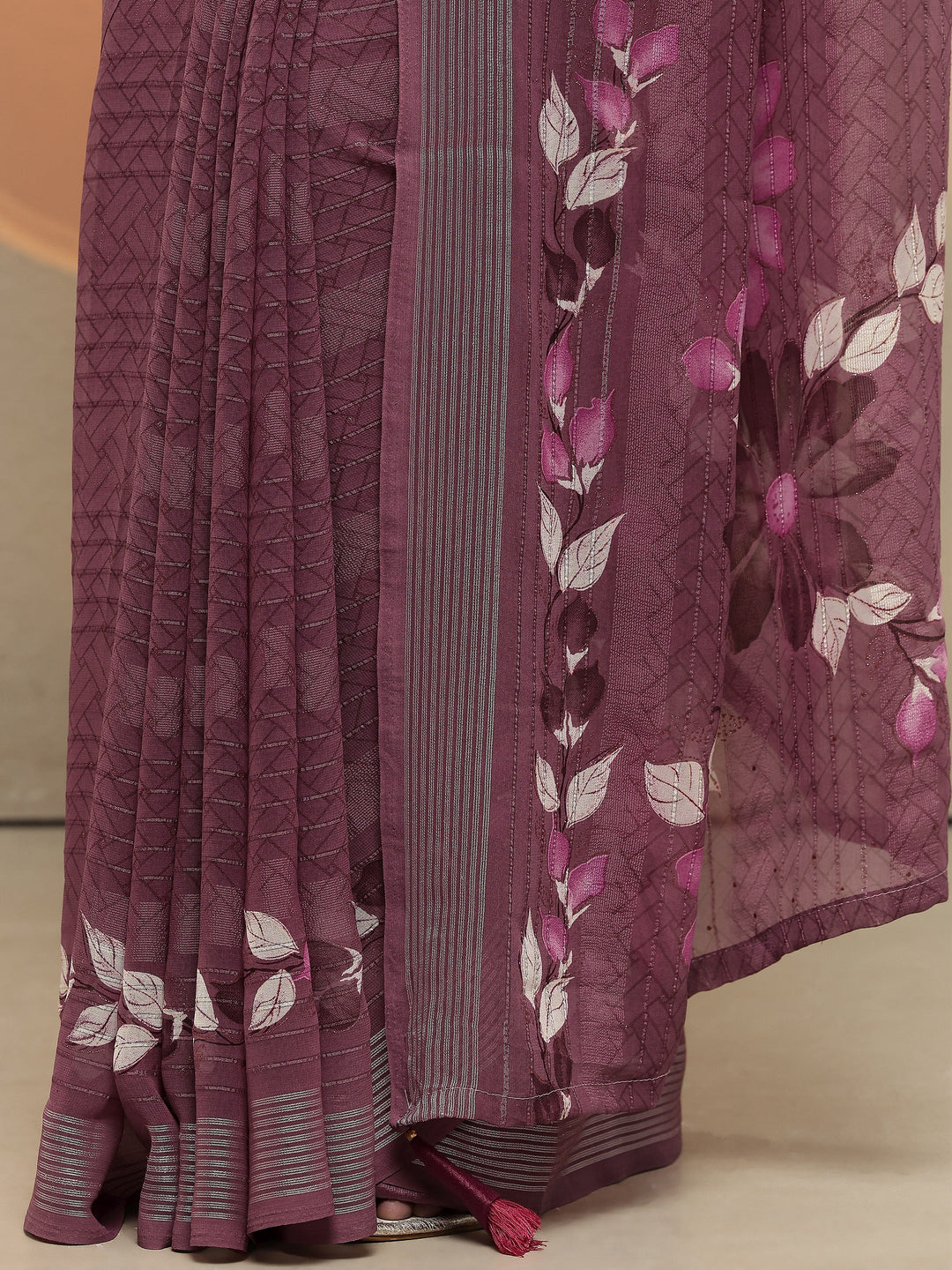 Mauve Striped Printed Georgette Saree With Unstitched Blouse Piece