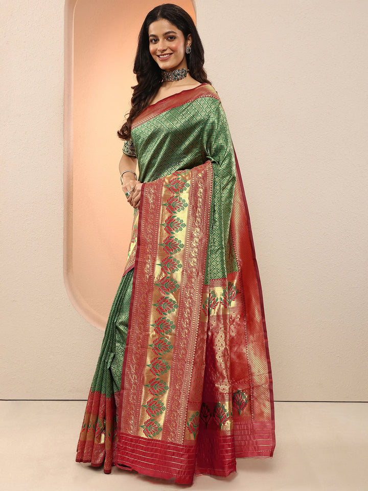 Green Woven Design Silk Blend Sarees With Unstitched Blouse Piece