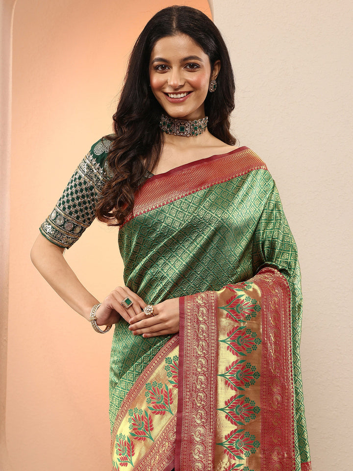 Green Woven Design Silk Blend Sarees With Unstitched Blouse Piece