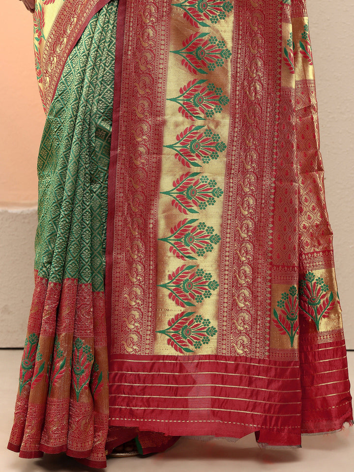 Green Woven Design Silk Blend Sarees With Unstitched Blouse Piece