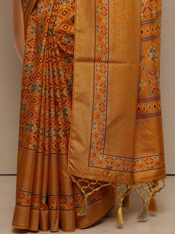 Mustard Printed Silk Blend Saree With Unstitched Blouse Piece