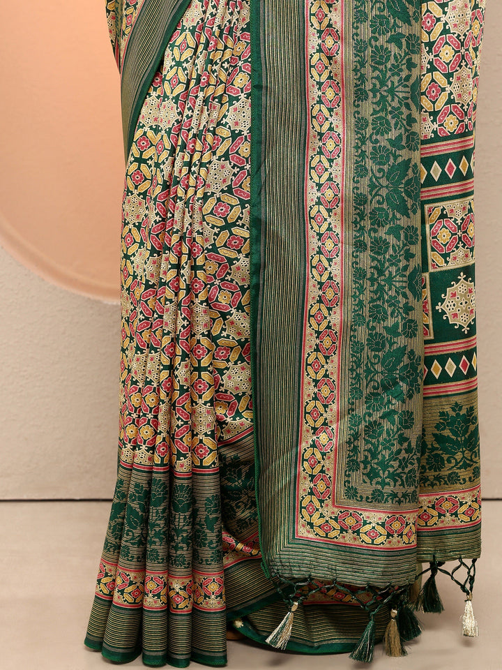 Green Printed Silk Blend Sarees With Unstitched Blouse Piece