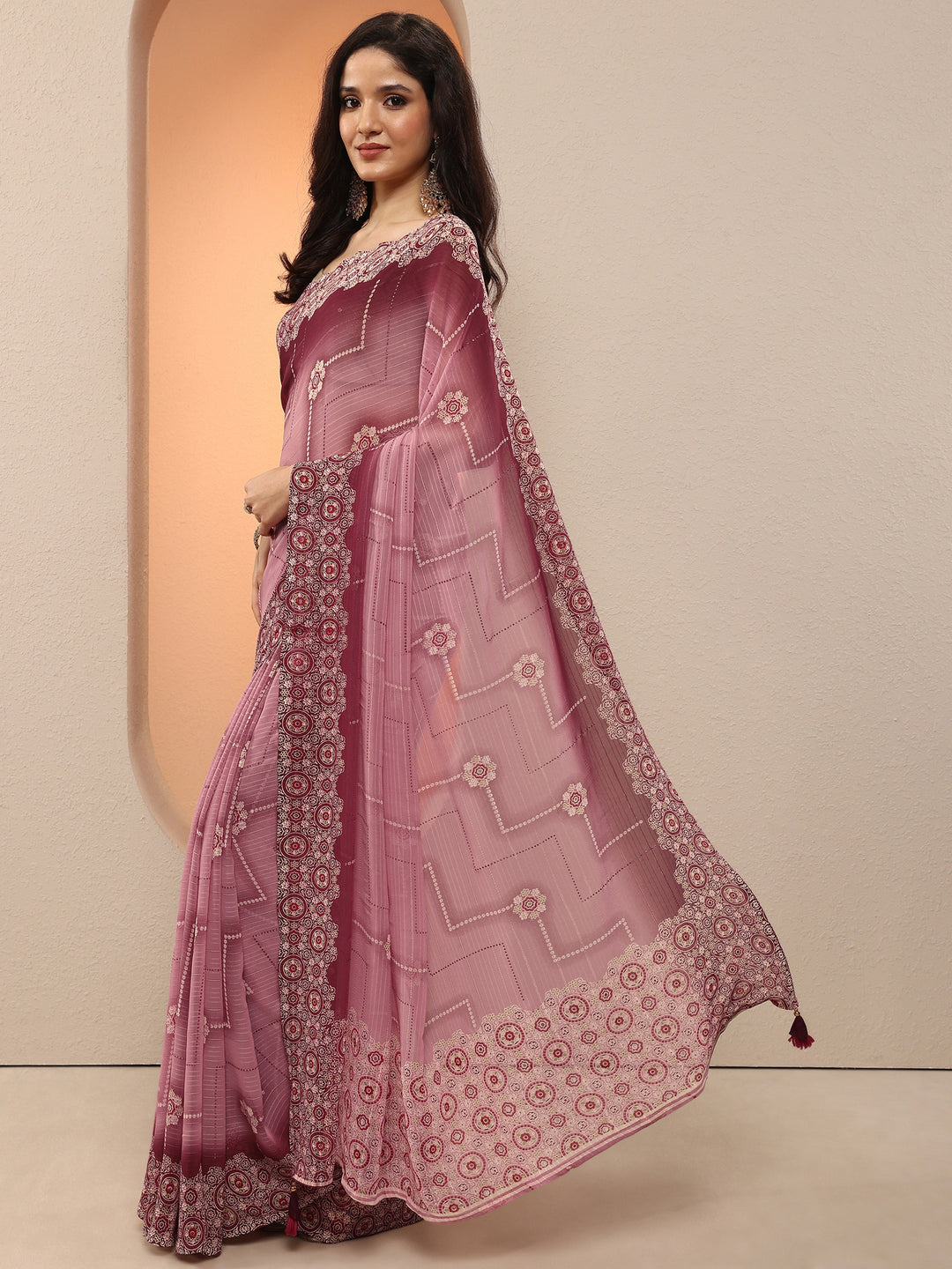 Pink Printed Georgette Saree With Unstitched Blouse Piece